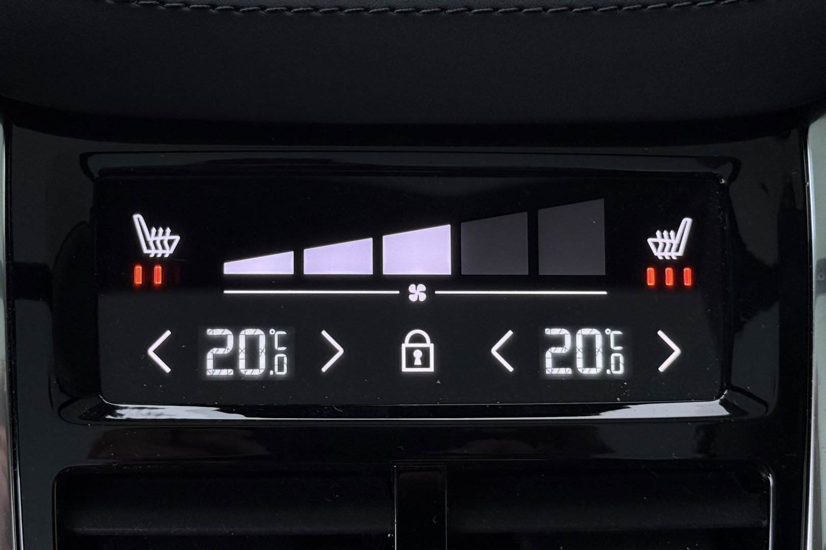 Volvo XC90 T8 Ultra Bright | MY27 | Harman/Kardon | Panoramadak | Trekhaak | 360° Camera | Head-Up | ACC | 21 Inch