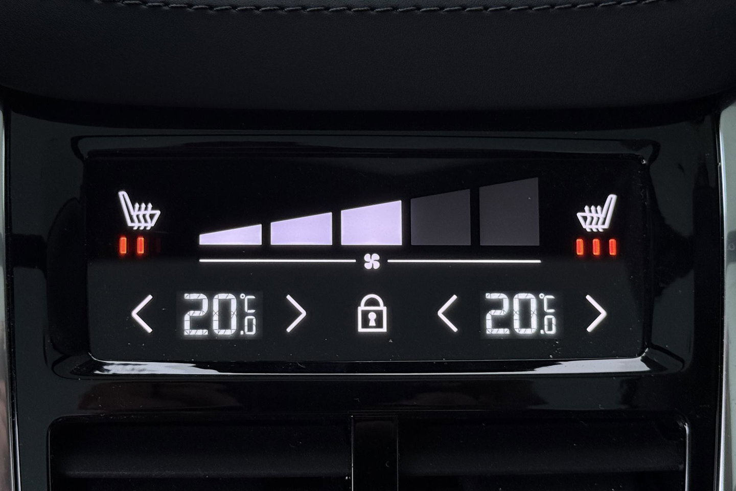 Volvo XC90 T8 Ultra Bright | MY27 | Harman/Kardon | Panoramadak | Trekhaak | 360° Camera | Head-Up | ACC | 21 Inch