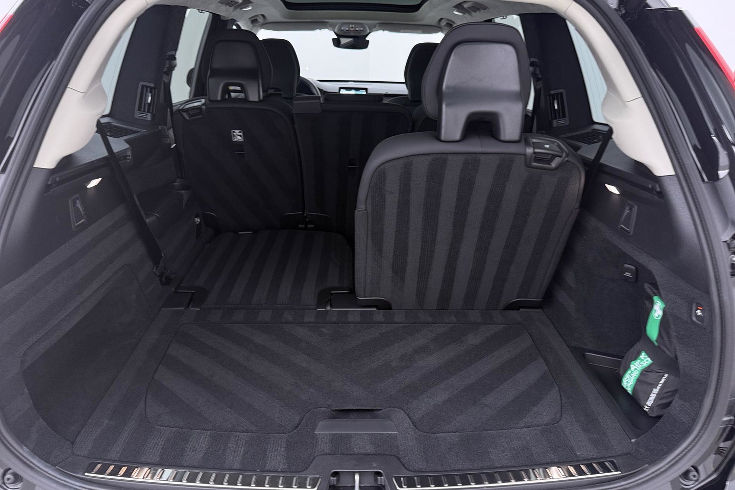Volvo XC90 T8 Ultra Bright | MY27 | Harman/Kardon | Panoramadak | Trekhaak | 360° Camera | Head-Up | ACC | 21 Inch