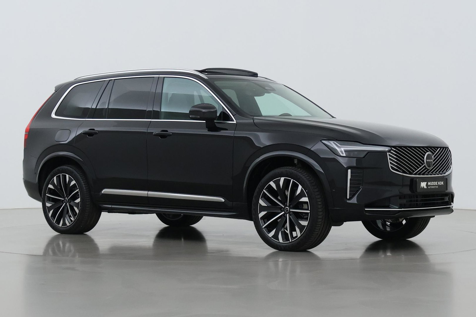 Volvo XC90 T8 Ultra Bright | MY27 | Harman/Kardon | Panoramadak | Trekhaak | 360° Camera | Head-Up | ACC | 21 Inch