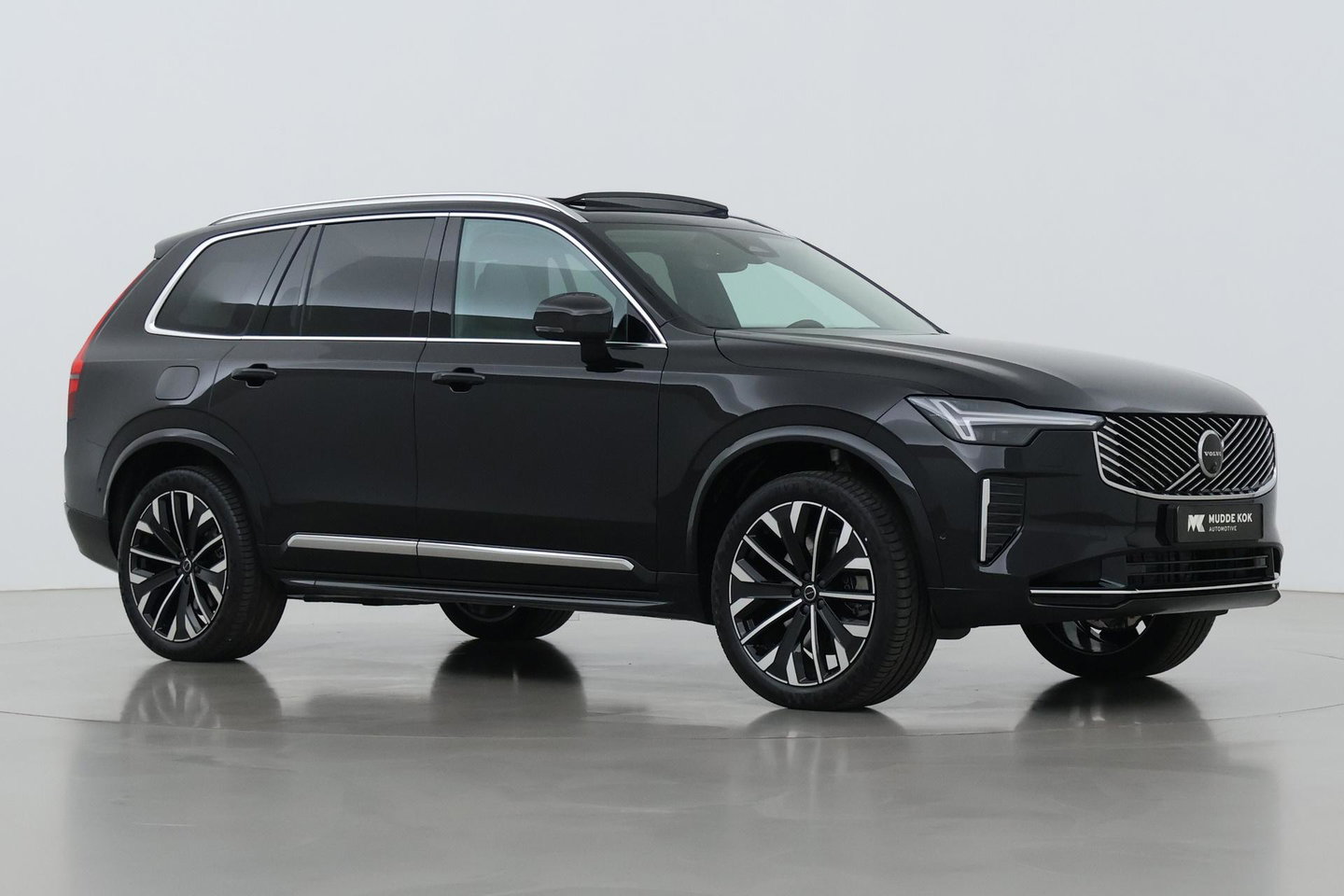 Volvo XC90 T8 Ultra Bright | MY27 | Harman/Kardon | Panoramadak | Trekhaak | 360° Camera | Head-Up | ACC | 21 Inch
