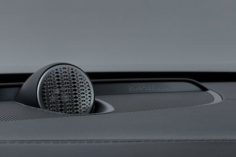 Volvo XC90 T8 Ultra Bright | Bowers&Wilkins | Luchtvering | Trekhaak | Panoramadak | 360° Camera | Massage | Stoelventilatie | 22 Inch