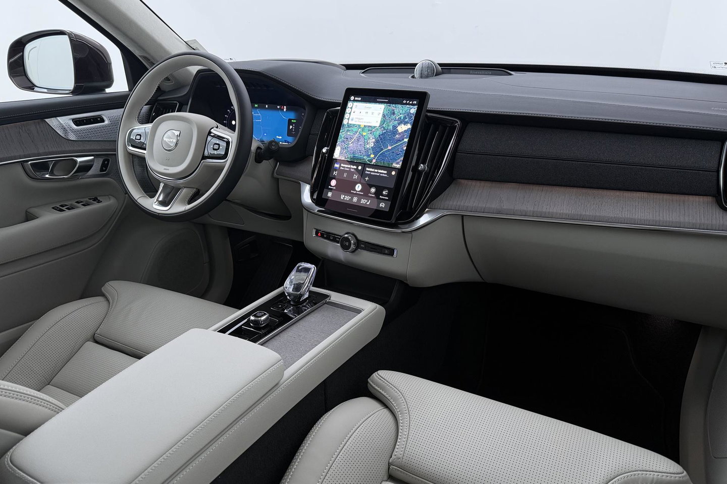 Volvo XC90 T8 Ultra Bright | Bowers&Wilkins | Luchtvering | Trekhaak | Panoramadak | 360° Camera | Massage | Stoelventilatie | 22 Inch
