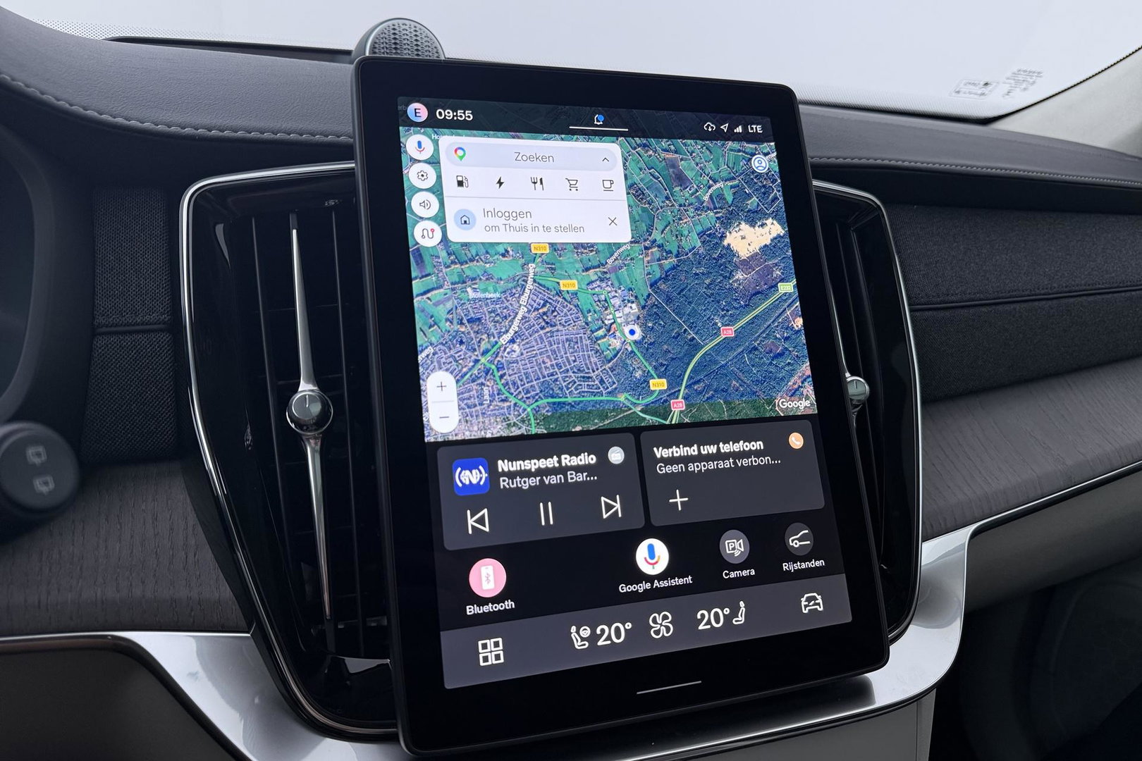 Volvo XC90 T8 Ultra Bright | Bowers&Wilkins | Luchtvering | Trekhaak | Panoramadak | 360° Camera | Massage | Stoelventilatie | 22 Inch