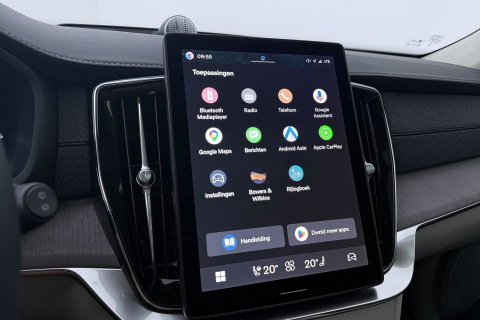 Volvo XC90 T8 Ultra Bright | Bowers&Wilkins | Luchtvering | Trekhaak | Panoramadak | 360° Camera | Massage | Stoelventilatie | 22 Inch