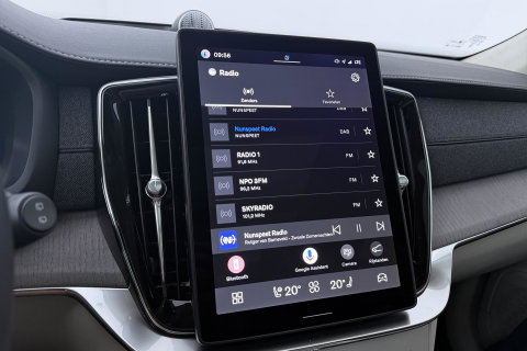 Volvo XC90 T8 Ultra Bright | Bowers&Wilkins | Luchtvering | Trekhaak | Panoramadak | 360° Camera | Massage | Stoelventilatie | 22 Inch