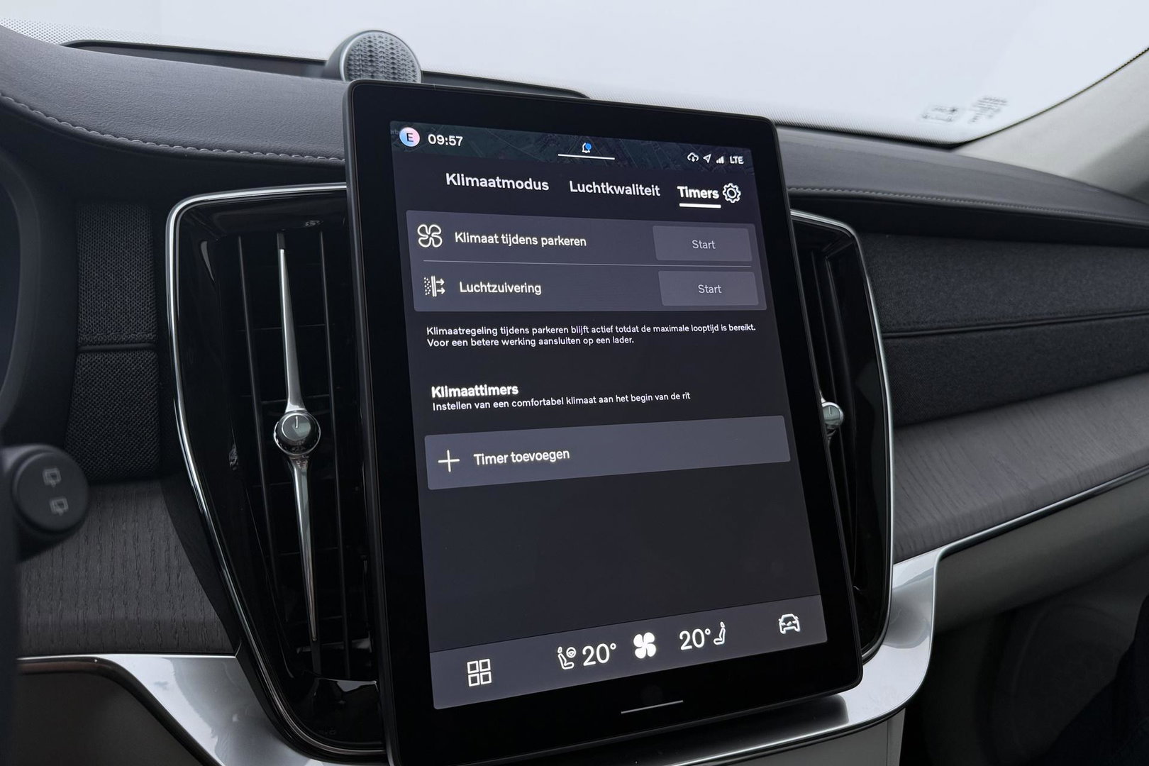 Volvo XC90 T8 Ultra Bright | Bowers&Wilkins | Luchtvering | Trekhaak | Panoramadak | 360° Camera | Massage | Stoelventilatie | 22 Inch