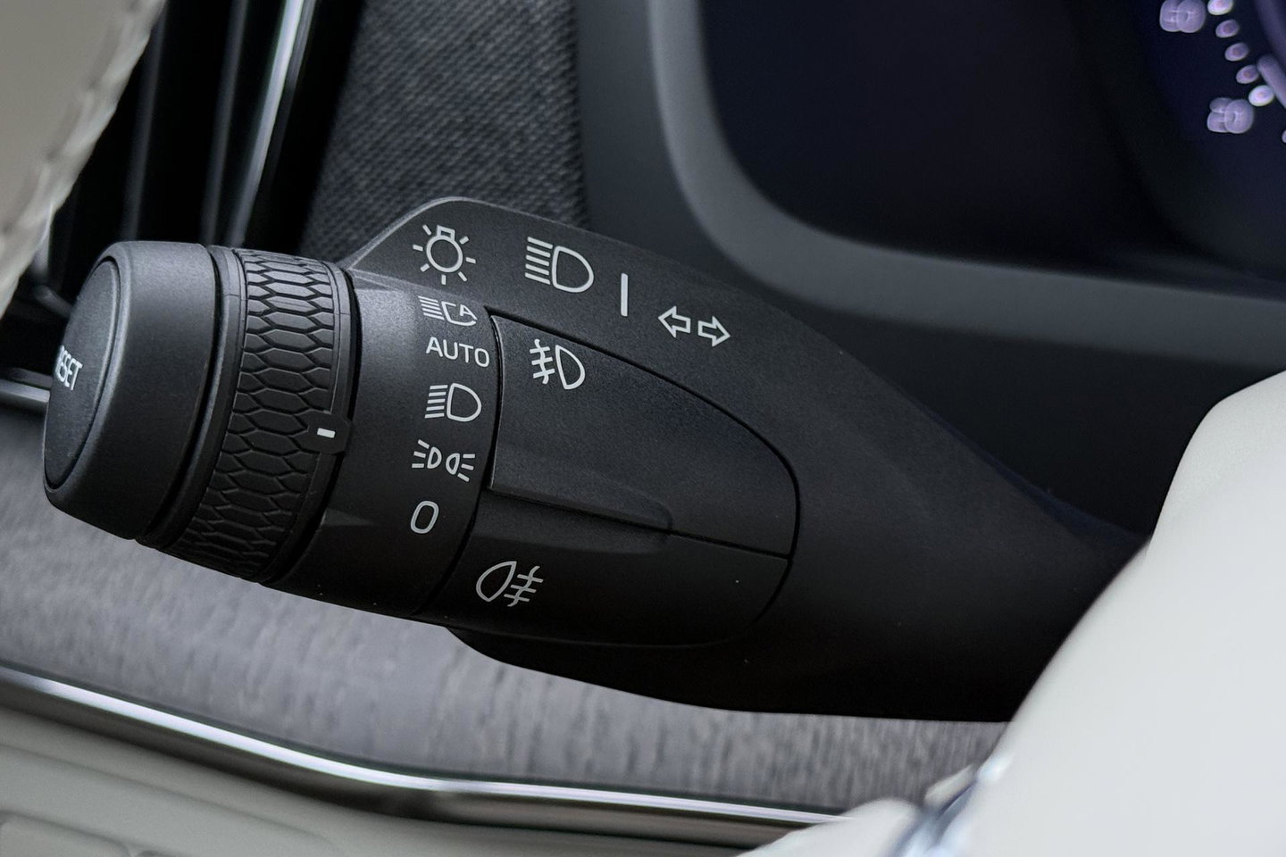 Volvo XC90 T8 Ultra Bright | Bowers&Wilkins | Luchtvering | Trekhaak | Panoramadak | 360° Camera | Massage | Stoelventilatie | 22 Inch