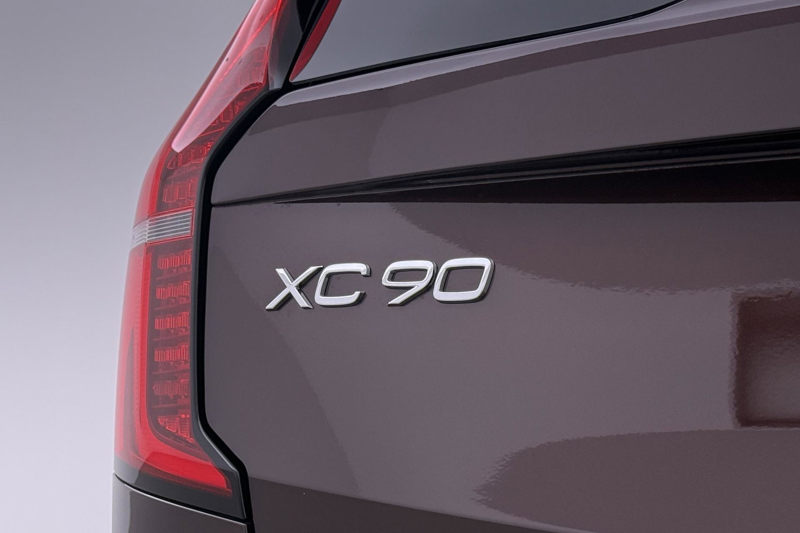 Volvo XC90 T8 Ultra Bright | Bowers&Wilkins | Luchtvering | Trekhaak | Panoramadak | 360° Camera | Massage | Stoelventilatie | 22 Inch