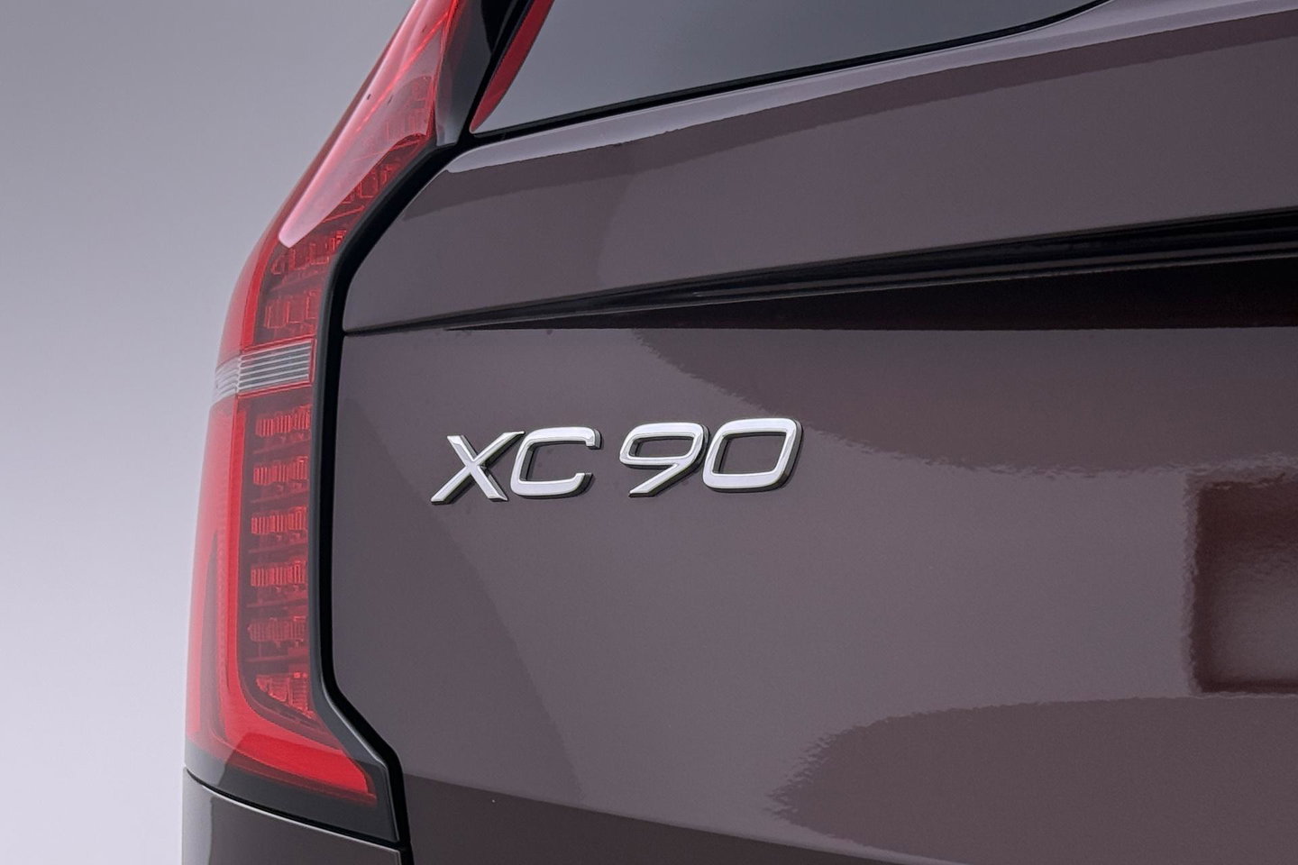 Volvo XC90 T8 Ultra Bright | Bowers&Wilkins | Luchtvering | Trekhaak | Panoramadak | 360° Camera | Massage | Stoelventilatie | 22 Inch