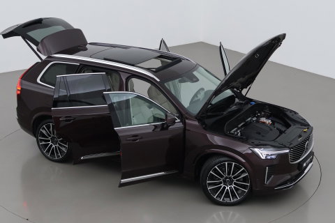 Volvo XC90 T8 Ultra Bright | Bowers&Wilkins | Luchtvering | Trekhaak | Panoramadak | 360° Camera | Massage | Stoelventilatie | 22 Inch