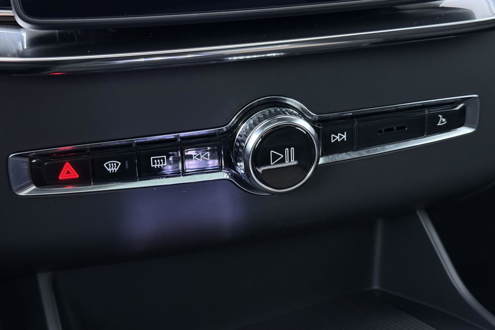 Volvo XC90 T8 Ultra Dark | MY27 | Harman/Kardon | Trekhaak | Panoramadak | 360° Camera | Head-Up | Pilot Assist | 21 Inch