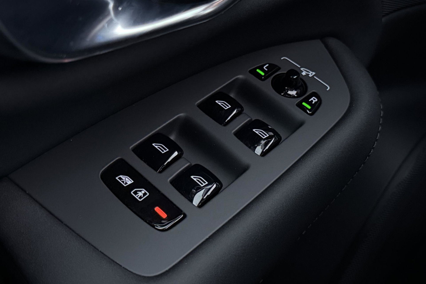 Volvo XC90 T8 Ultra Dark | MY27 | Harman/Kardon | Trekhaak | Panoramadak | 360° Camera | Head-Up | Pilot Assist | 21 Inch