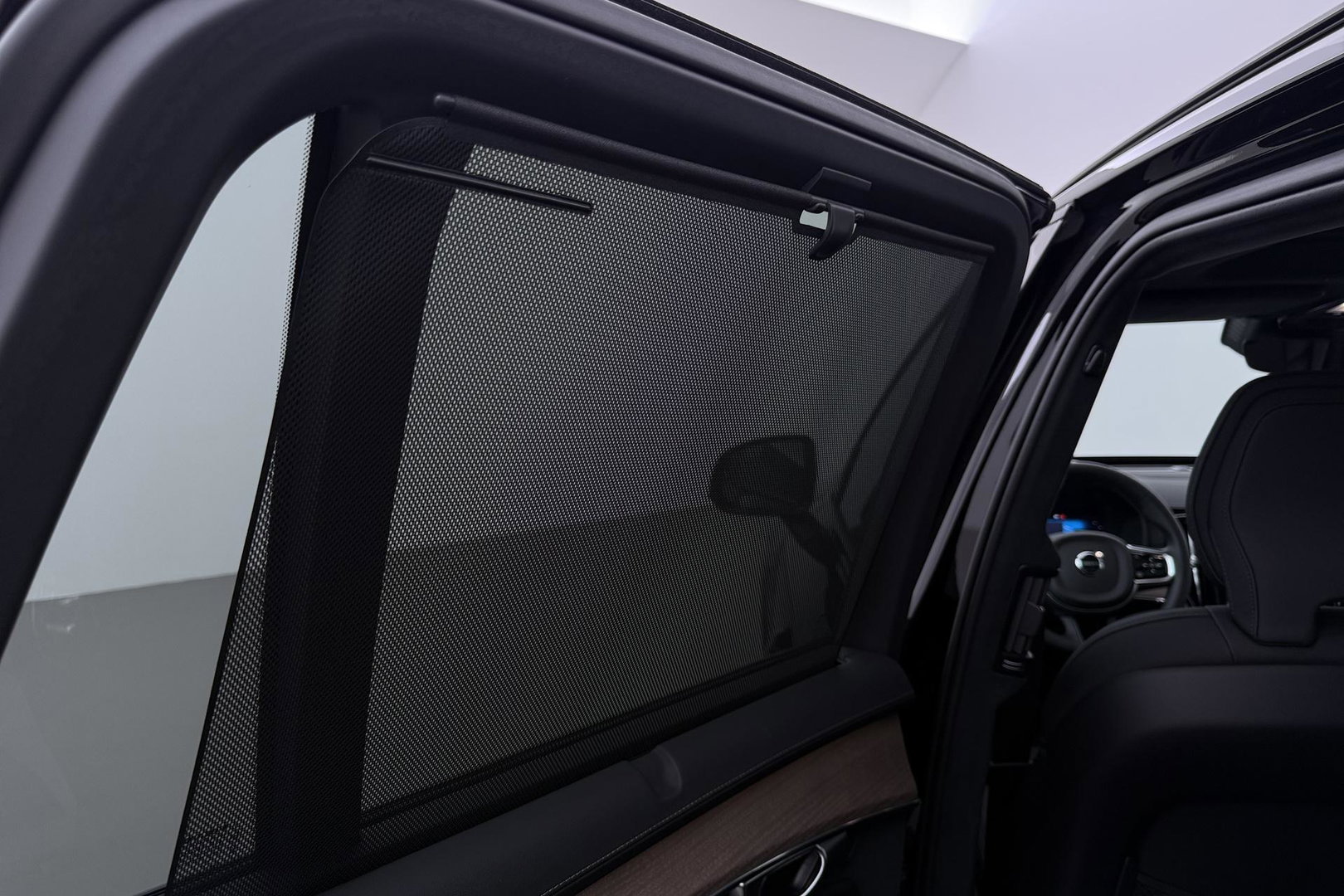 Volvo XC90 T8 Ultra Dark | MY27 | Harman/Kardon | Trekhaak | Panoramadak | 360° Camera | Head-Up | Pilot Assist | 21 Inch