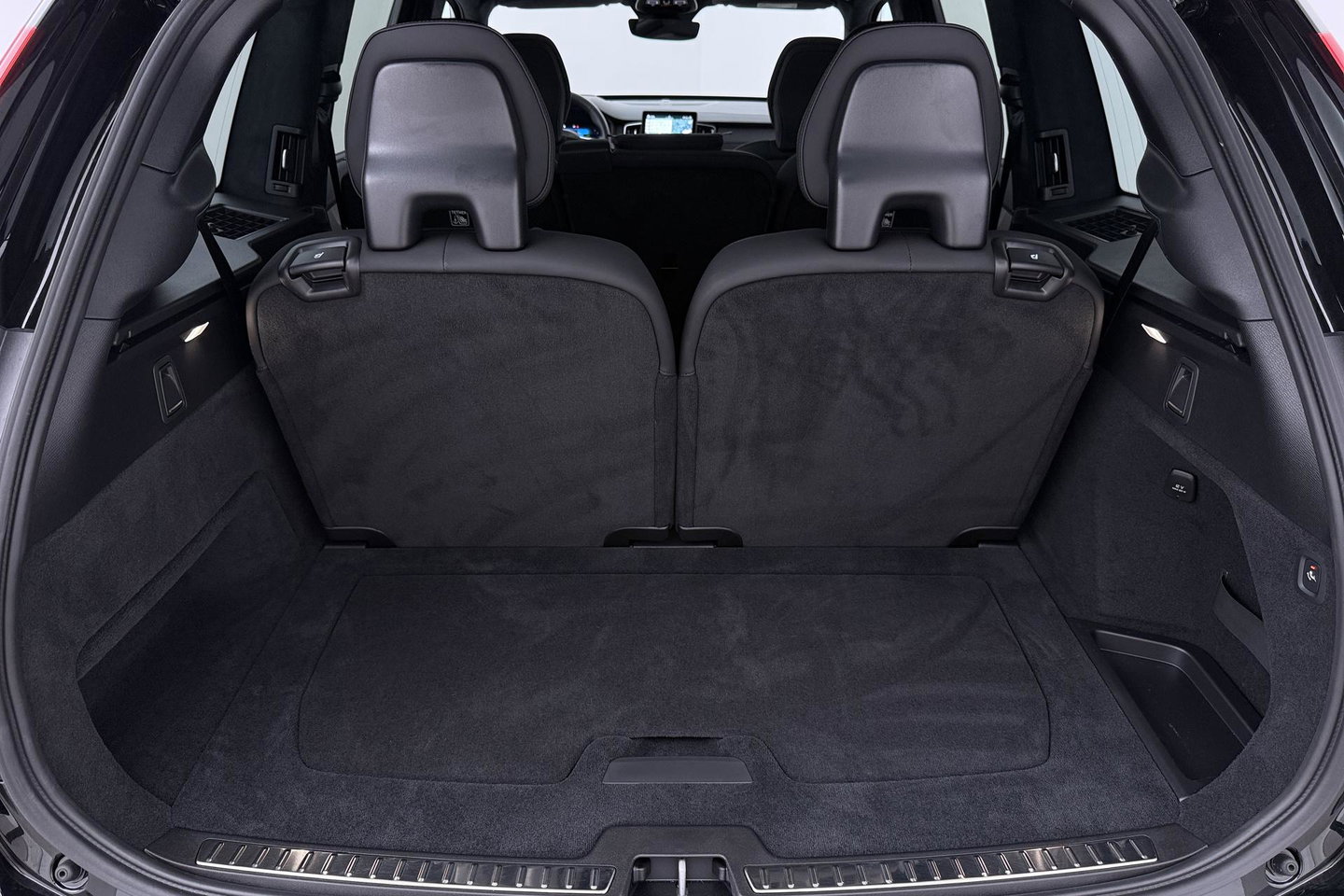 Volvo XC90 T8 Ultra Dark | MY27 | Harman/Kardon | Trekhaak | Panoramadak | 360° Camera | Head-Up | Pilot Assist | 21 Inch