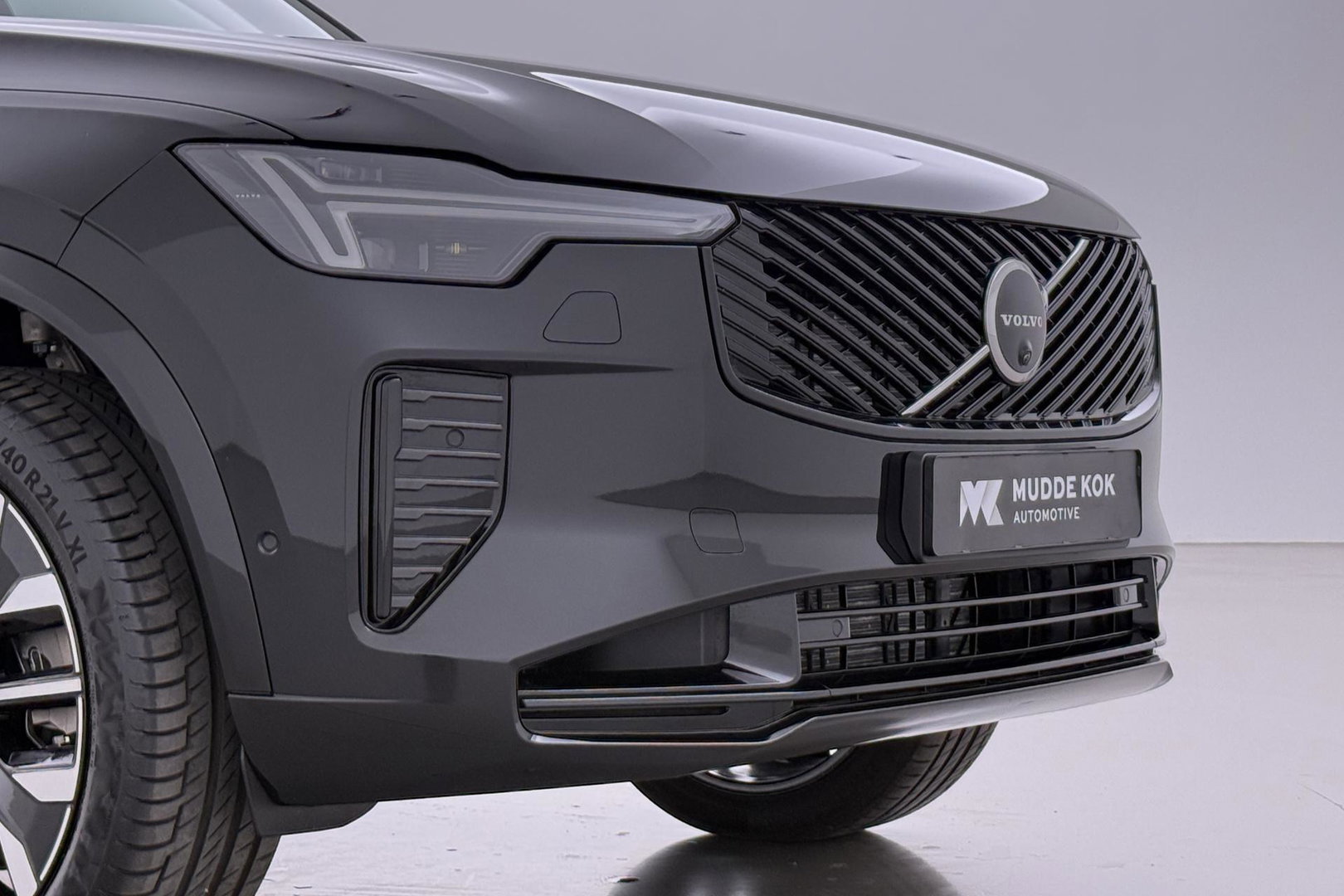 Volvo XC90 T8 Ultra Dark | MY27 | Harman/Kardon | Trekhaak | Panoramadak | 360° Camera | Head-Up | Pilot Assist | 21 Inch
