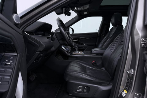 Land Rover Range Rover Evoque 1.5 P300e AWD HSE | Trekhaak | Meridian Surround | Panoramadak | Head-up | BLIS