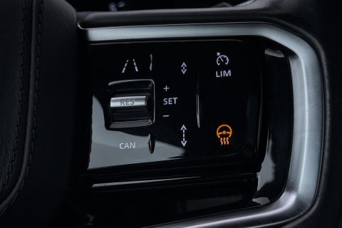 Land Rover Range Rover Evoque 1.5 P300e AWD HSE | Trekhaak | Meridian Surround | Panoramadak | Head-up | BLIS