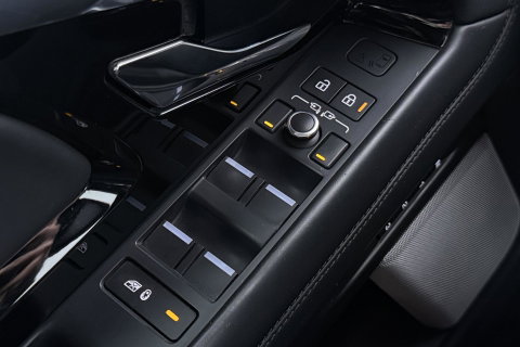Land Rover Range Rover Evoque 1.5 P300e AWD HSE | Trekhaak | Meridian Surround | Panoramadak | Head-up | BLIS
