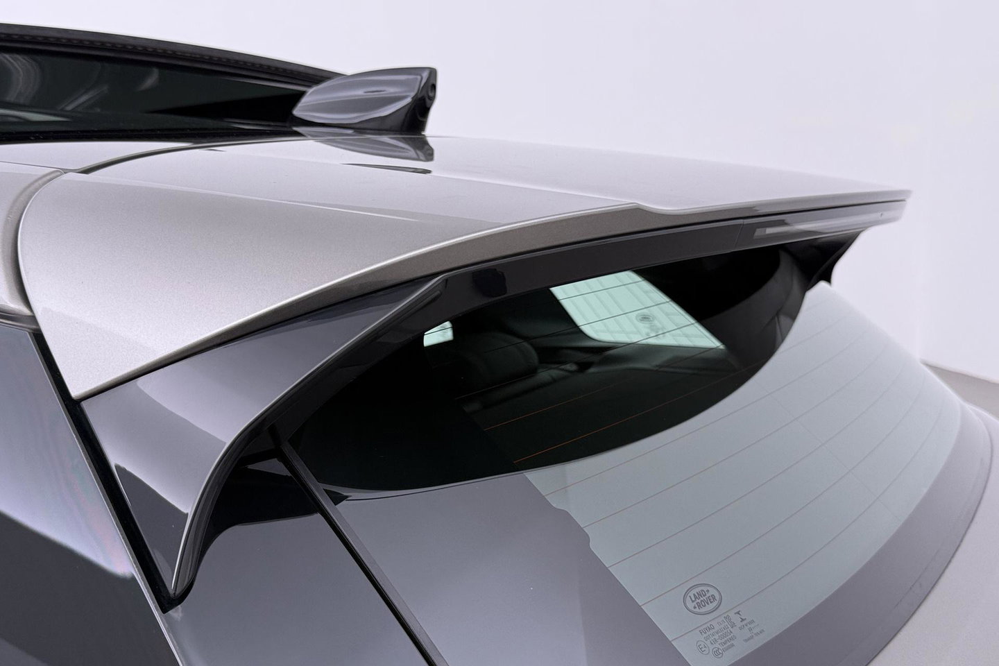 Land Rover Range Rover Evoque 1.5 P300e AWD HSE | Trekhaak | Meridian Surround | Panoramadak | Head-up | BLIS