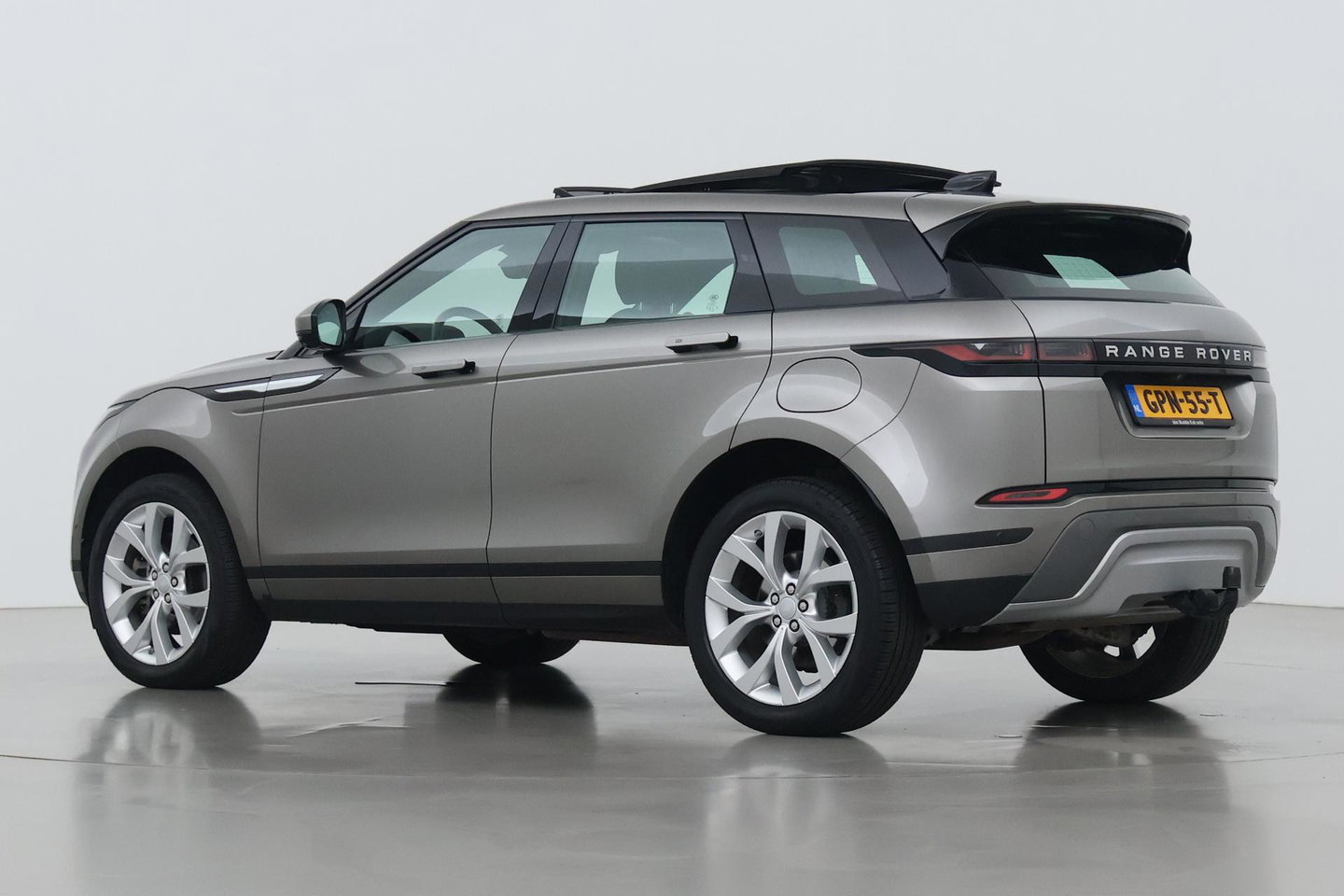 Land Rover Range Rover Evoque 1.5 P300e AWD HSE | Trekhaak | Meridian Surround | Panoramadak | Head-up | BLIS