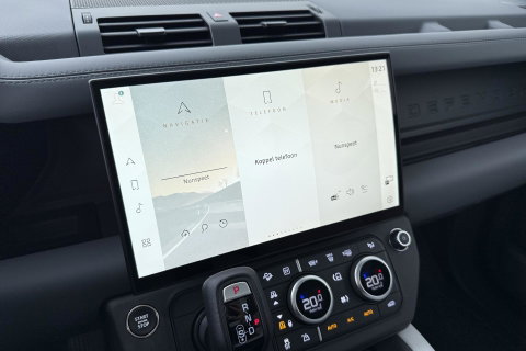 Land Rover Defender 110 P300e X-Dynamic HSE | MY26 | Luchtvering | Stoelventilatie | Panoramadak | Trekhaak | 360° Camera | ACC