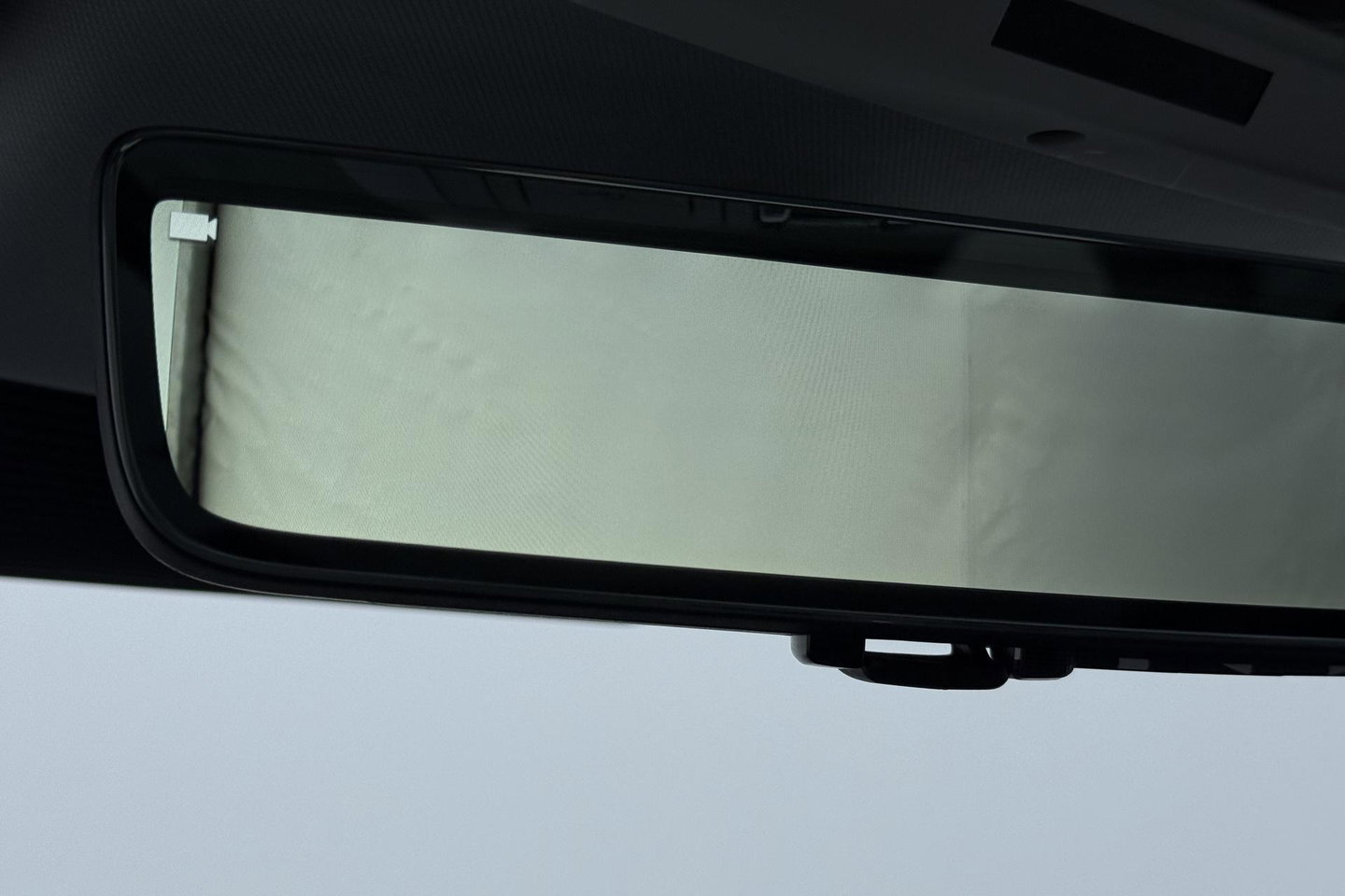 Land Rover Defender 110 P300e X-Dynamic HSE | MY26 | Luchtvering | Stoelventilatie | Panoramadak | Trekhaak | 360° Camera | ACC