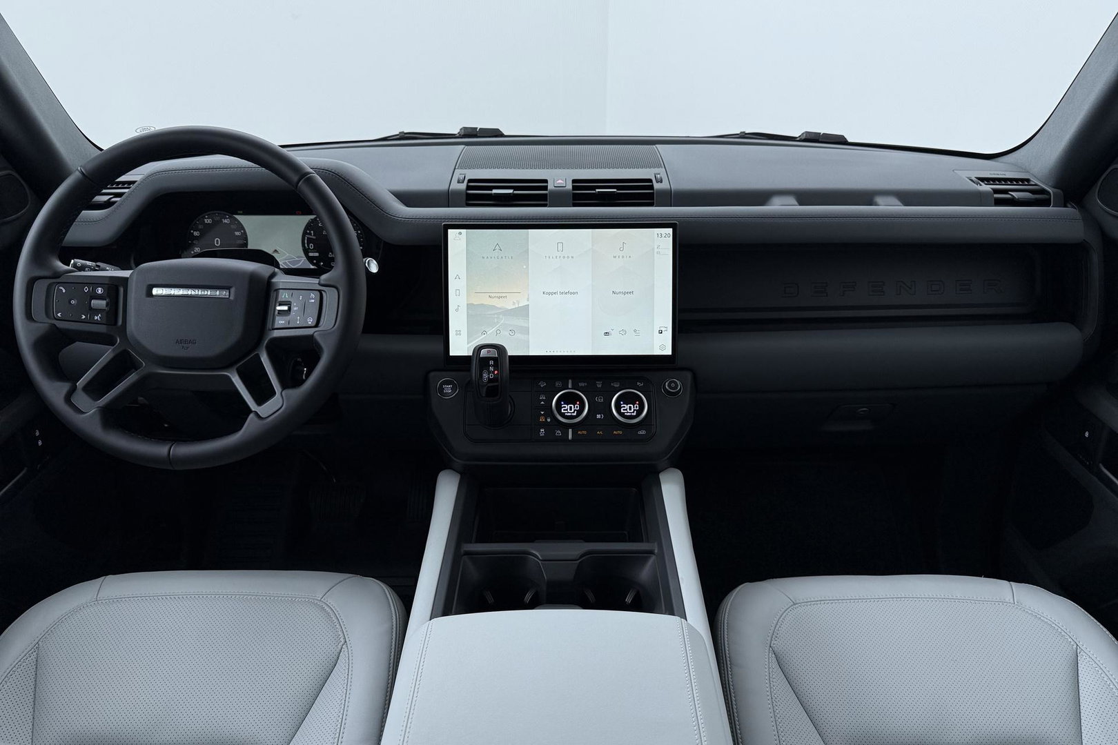 Land Rover Defender 110 P300e X-Dynamic HSE | MY26 | Luchtvering | Stoelventilatie | Panoramadak | Trekhaak | 360° Camera | ACC