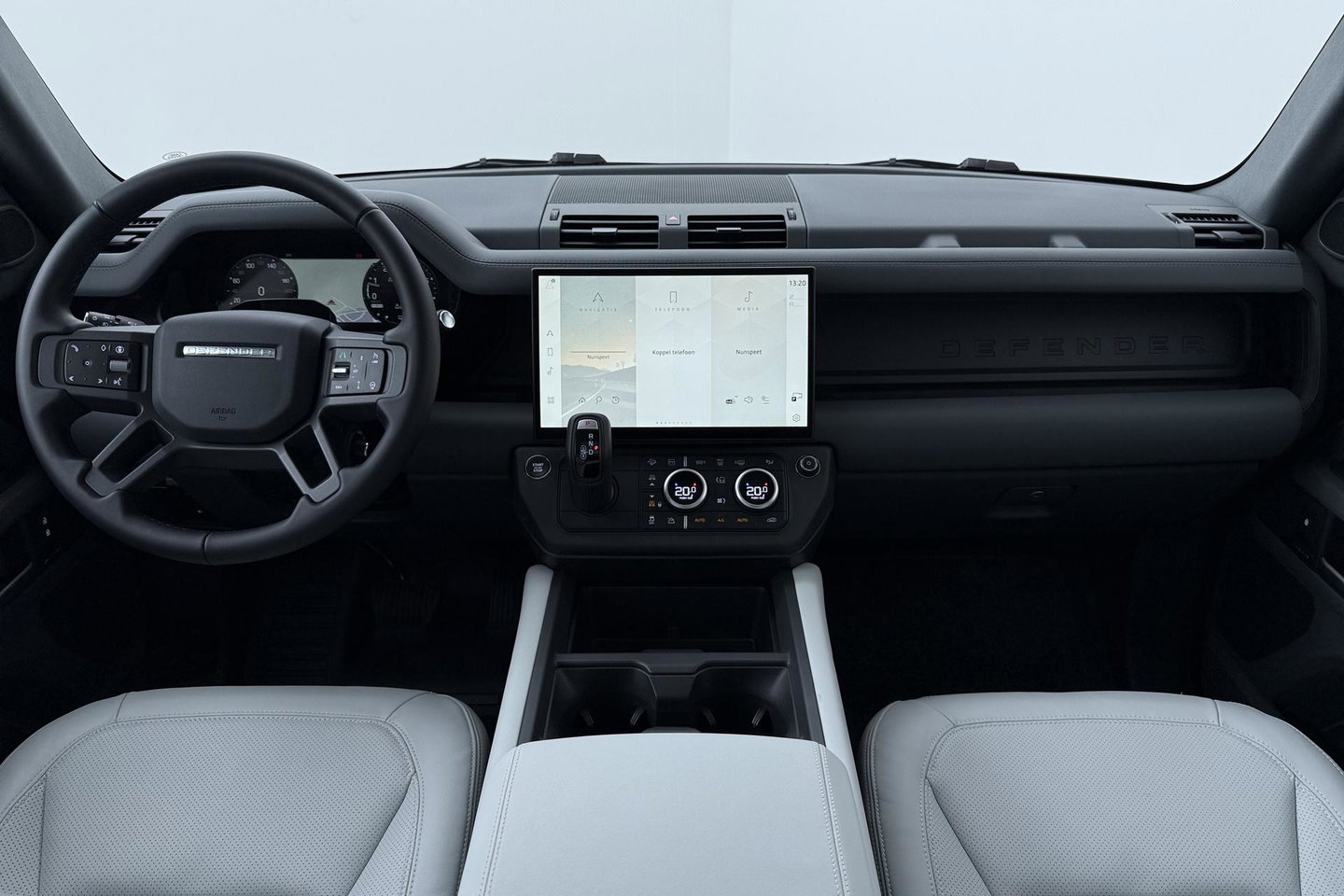 Land Rover Defender 110 P300e X-Dynamic HSE | MY26 | Luchtvering | Stoelventilatie | Panoramadak | Trekhaak | 360° Camera | ACC