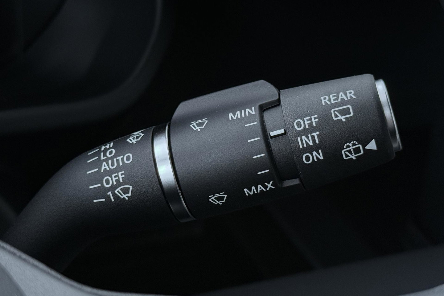 Land Rover Defender 110 P300e X-Dynamic HSE | MY26 | Luchtvering | Stoelventilatie | Panoramadak | Trekhaak | 360° Camera | ACC