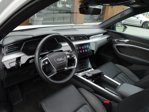 Audi e-tron e-tron 55 Quattro 408PK / pano / 22'' RS / B&O sound / 360°