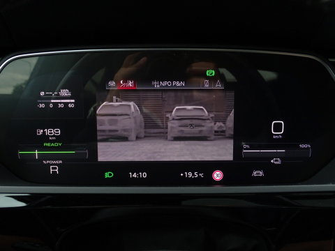 Audi e-tron e-tron 55 Quattro 408PK / pano / 22'' RS / B&O sound / 360°