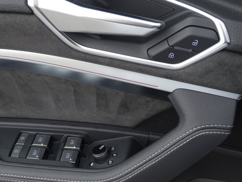 Audi e-tron e-tron 55 Quattro 408PK / pano / 22'' RS / B&O sound / 360°