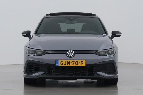 Volkswagen Golf 2.0 GTI Clubsport | Panoramadak | Nurburgring Pack | 19 inch | Stoel- Stuurverwarming