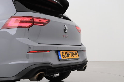 Volkswagen Golf 2.0 GTI Clubsport | Panoramadak | Nurburgring Pack | 19 inch | Stoel- Stuurverwarming