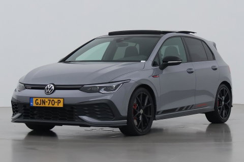 Volkswagen Golf 2.0 GTI Clubsport | Panoramadak | Nurburgring Pack | 19 inch | Stoel- Stuurverwarming