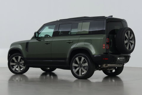 Land Rover Defender 110 P300e X-Dynamic HSE | MY26 | ACC | Trekhaak | ClearSight | Luchtvering | Panoramadak | Meridian Surround | Head-Up | 22 Inch