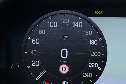 Land Rover Defender 110 P300e X-Dynamic HSE | MY26 | ACC | Trekhaak | ClearSight | Luchtvering | Panoramadak | Meridian Surround | Head-Up | 22 Inch
