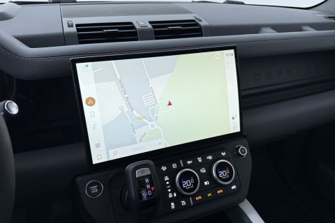 Land Rover Defender 110 P300e X-Dynamic HSE | MY26 | ACC | Trekhaak | ClearSight | Luchtvering | Panoramadak | Meridian Surround | Head-Up | 22 Inch