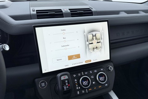 Land Rover Defender 110 P300e X-Dynamic HSE | MY26 | ACC | Trekhaak | ClearSight | Luchtvering | Panoramadak | Meridian Surround | Head-Up | 22 Inch