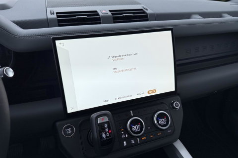 Land Rover Defender 110 P300e X-Dynamic HSE | MY26 | ACC | Trekhaak | ClearSight | Luchtvering | Panoramadak | Meridian Surround | Head-Up | 22 Inch