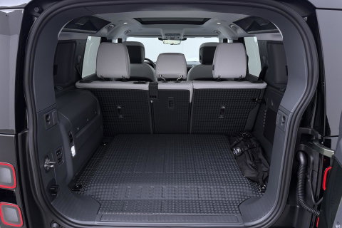 Land Rover Defender 110 P300e X-Dynamic HSE | MY26 | ACC | Trekhaak | ClearSight | Luchtvering | Panoramadak | Meridian Surround | Head-Up | 22 Inch