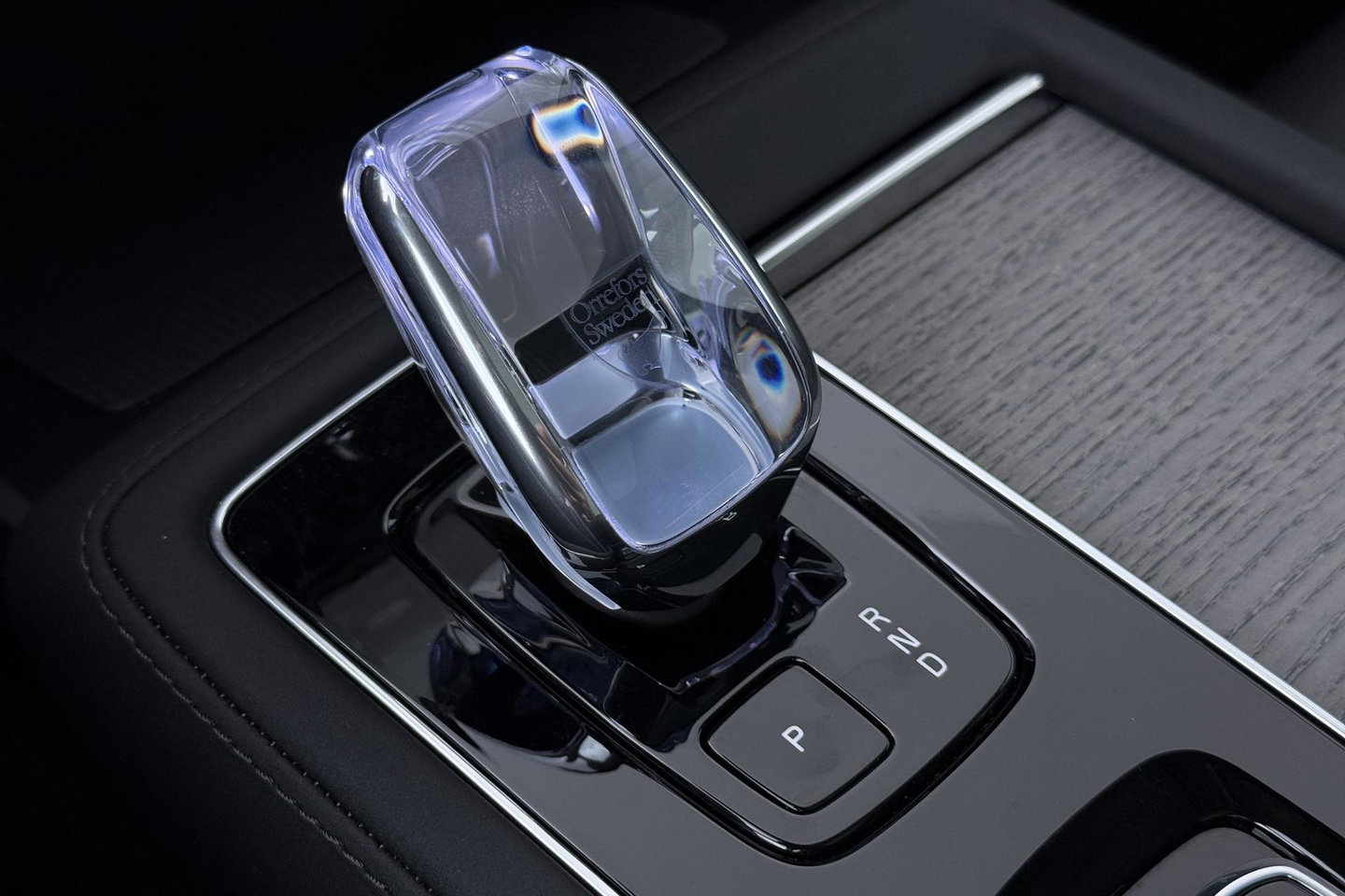 Volvo XC90 T8 Ultra Dark | Luchtvering | Harman/Kardon | Panoramadak | 360° Camera | Massage | Head-Up | ACC