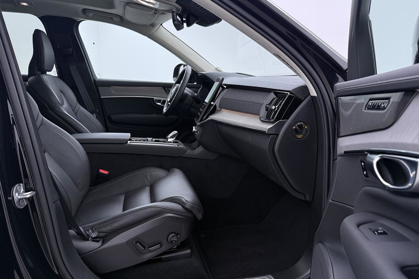 Volvo XC90 T8 Ultra Dark | Luchtvering | Harman/Kardon | Panoramadak | 360° Camera | Massage | Head-Up | ACC