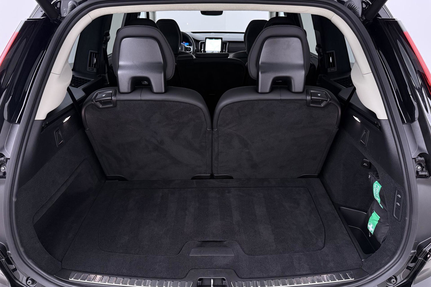 Volvo XC90 T8 Ultra Dark | Luchtvering | Harman/Kardon | Panoramadak | 360° Camera | Massage | Head-Up | ACC