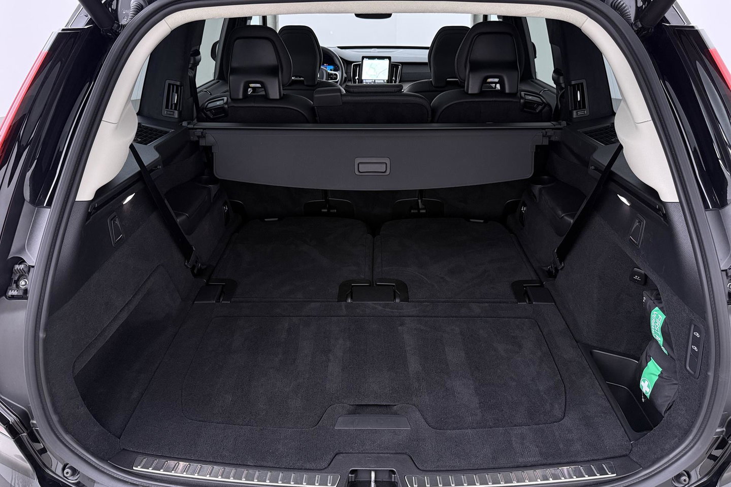 Volvo XC90 T8 Ultra Dark | Luchtvering | Harman/Kardon | Panoramadak | 360° Camera | Massage | Head-Up | ACC