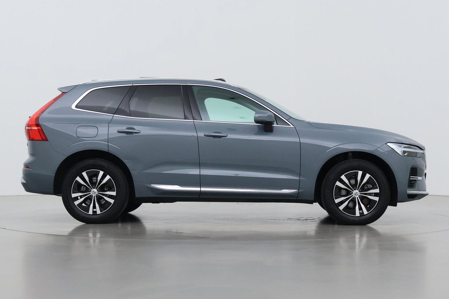 Volvo XC60 T6 Core Bright | Panoramadak | BLIS | Leder | Keyless | Camera