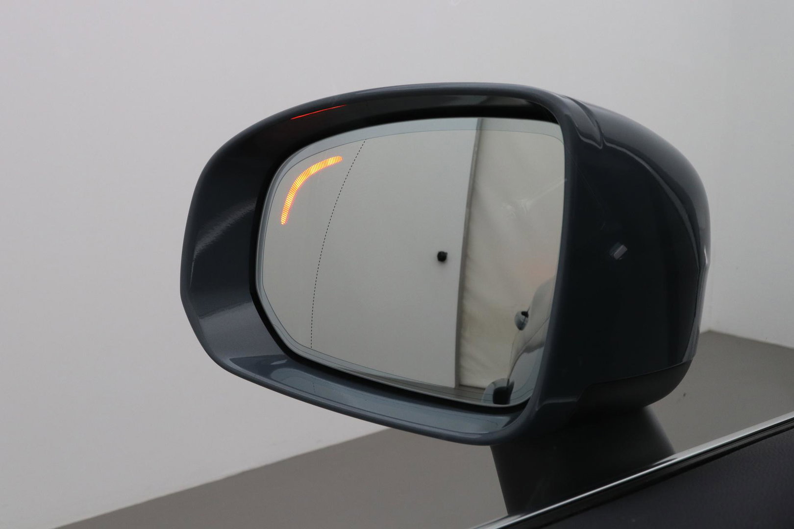 Volvo XC60 T6 Core Bright | Panoramadak | BLIS | Leder | Keyless | Camera