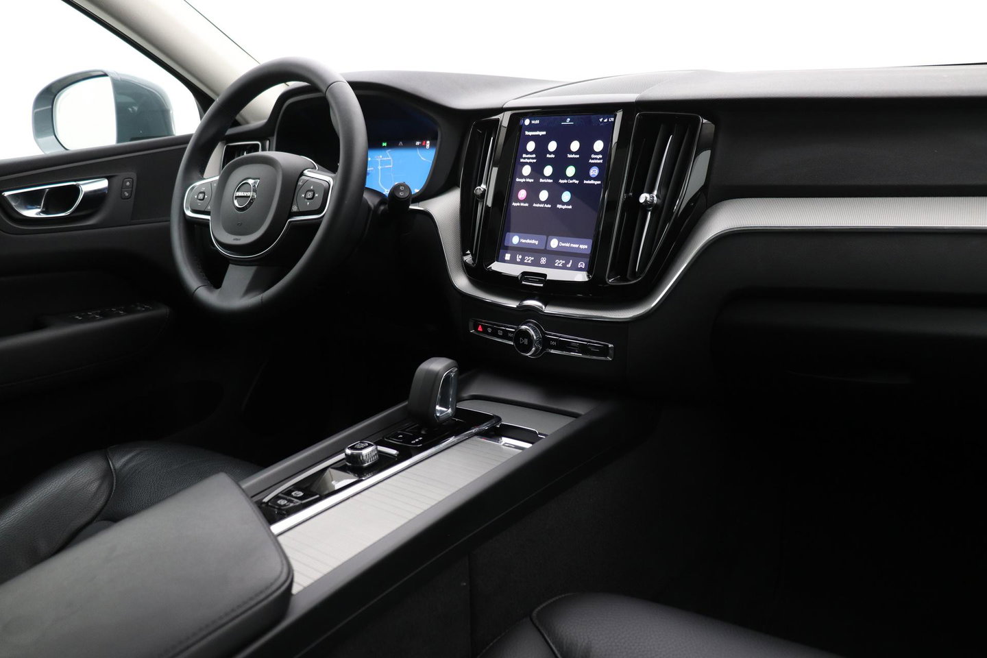 Volvo XC60 T6 Core Bright | Panoramadak | BLIS | Leder | Keyless | Camera