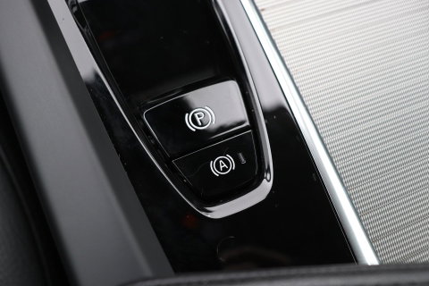 Volvo XC60 T6 Core Bright | Panoramadak | BLIS | Leder | Keyless | Camera